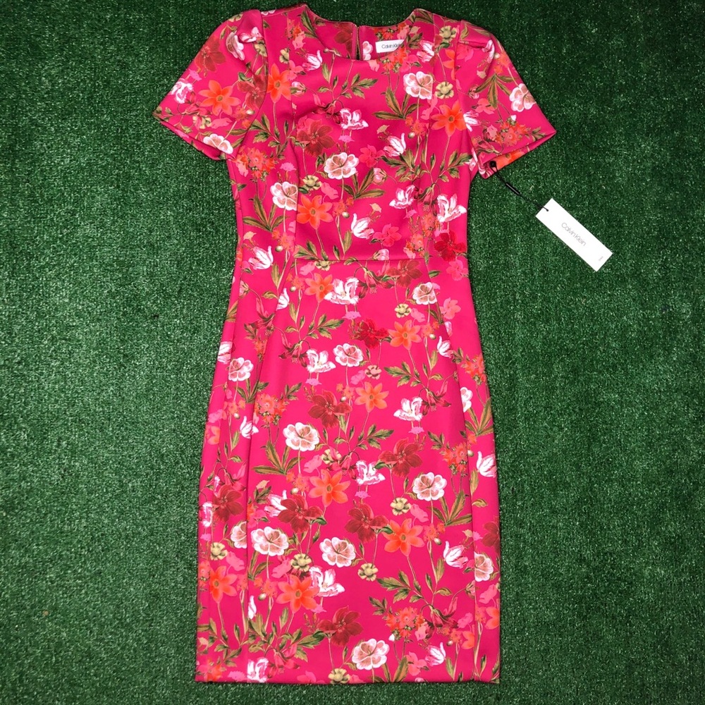 Calvin Klein Floral prints dress above the knee